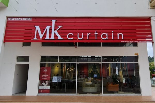 MK Curtain