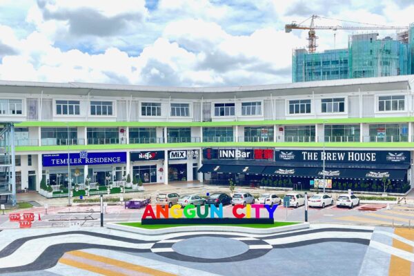Anggun Sales Gallery